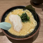 用户对于横浜家系ラーメン 武田家 旭川店的评论图