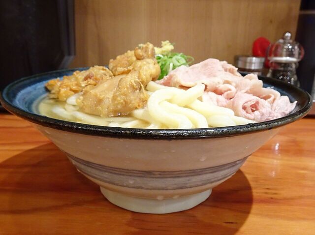 用戶對於自家製さぬきうどんと肉 新橋甚三的評論高清圖