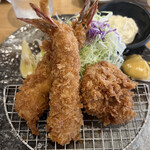 用户对于とんかつ玉藤 千歳店的评论图