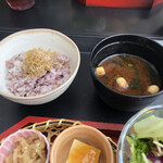 用戶對於露瑚的評論圖