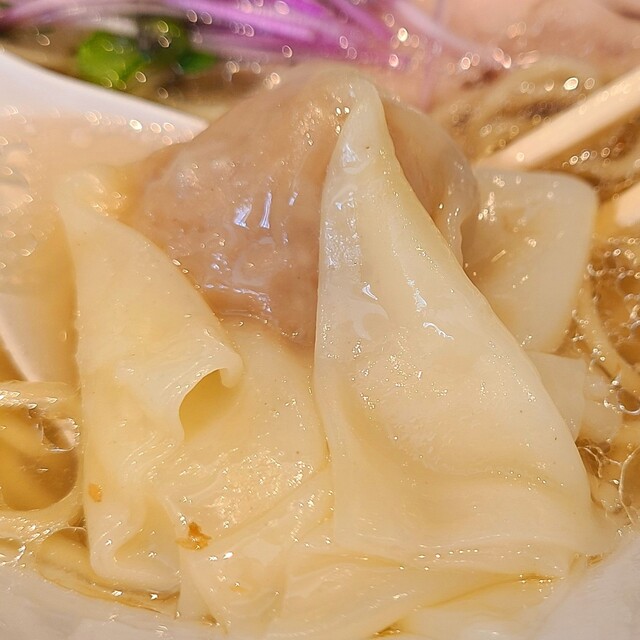 用戶對於塩生姜らー麺専門店 MANNISH 淡路町本店的評論高清圖