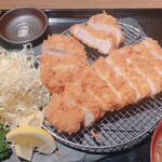 用户对于豚○商店 AISHI 新宿店的评论图