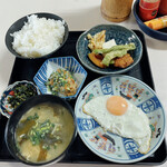 用戶對於安全入船食堂的評論圖