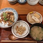 用户对于おでん×スタンド三徳六味 ESTフードホール的评论图