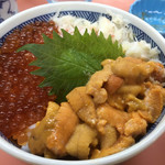 用户对于函館朝市 栄屋 よさこい食堂的评论图
