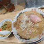 User's review image for 背脂ラーメン チャッチャ亭
