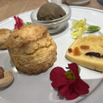 User's review image for WOCCA ROCCA curry and... NU CHAYAMACHI PLUS