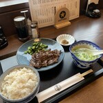 用户对于炭焼牛たん 赤兵衛分店的评论图