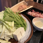 用戶對於水たき料亭 博多華味鳥 筑紫口店別館的評論圖