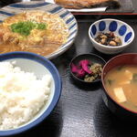 用户对于金四郎食堂的评论图