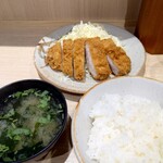 用戶對於とんかつ繁的評論圖