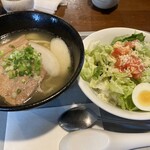 用户对于なんくる食堂的评论图