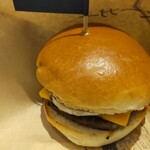 用戶對於淡路島バーガー コミュニティー フードホール 大阪・日本橋店的評論圖