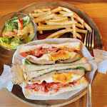 用戶對於淡路坂珈琲 お茶の水店的評論圖