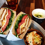 用户对于ブラスカフェ的评论图