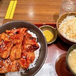 用戶對於ドライブインいとう豚丼名人 新千歳空港店的評論圖