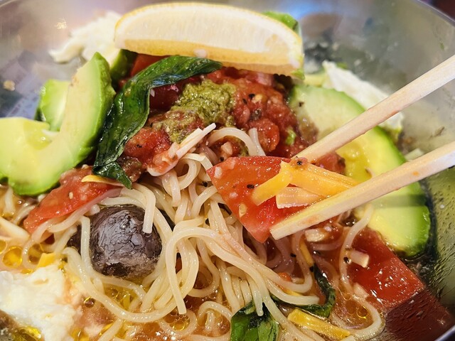 用户对于いっちゃんラーメン的评论高清图