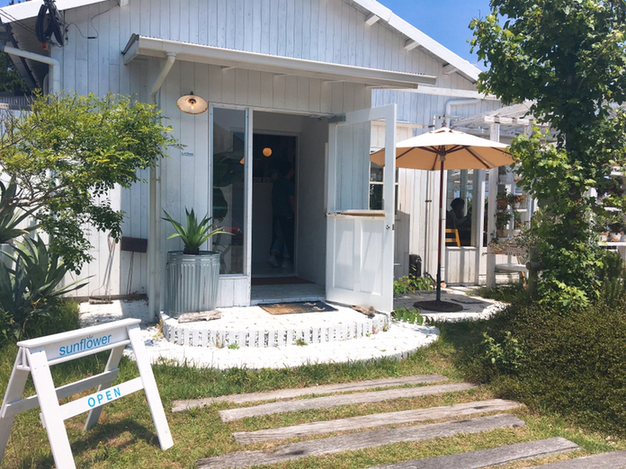 User's review image for BeachHouseStyleCafe sunflower