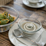 User's review image for BeachHouseStyleCafe sunflower