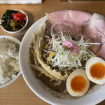 用户对于濃厚らーめん 驚麺屋的评论图