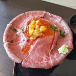 用戶對於吉祥寺 肉ドレス海鮮丼 渋谷道玄坂店的評論圖
