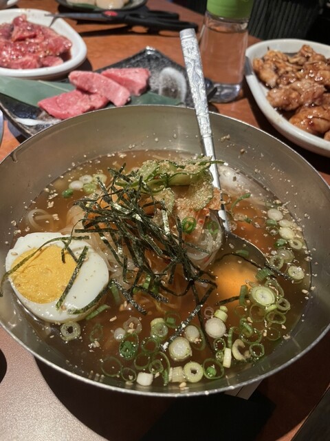User's recommendation image for 炭火焼肉HONMACHI