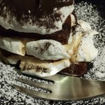 用户对于CAFE RESTAURANT GARAGE的评论图
