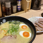 User's review image for 塩らーめん専門 ひるがお 大阪エディオンなんば本店