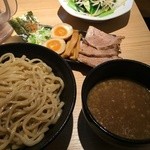 User's review image for えび豚骨拉麺 春樹 笹塚店