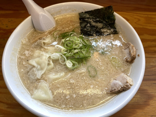 用户对于ラーメン純水 春採本店的评论高清图
