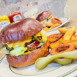 用户对于ザ バーガースタンド ナツメグ的评论图