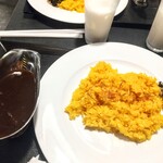 User's review image for 旨さと辛さがここちよい黒カレー 萬栄カレー