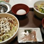 用戶對於すき家 潮見店的評論圖