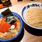 用户对于麺や兼虎 博多デイトス店的评论图