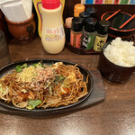 用戶對於下町焼きそば 銀ちゃん 上野広小路店的評論圖