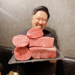 用户对于広尾 焼肉 暴飲暴食的评论图