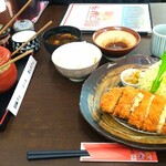 用户对于とんかつ 豚ゴリラ 新京極六角店的评论图