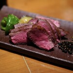 用戶對於神楽坂 囲炉裏 肉よろず的評論圖