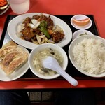 User's review image for 中国家庭料理大連