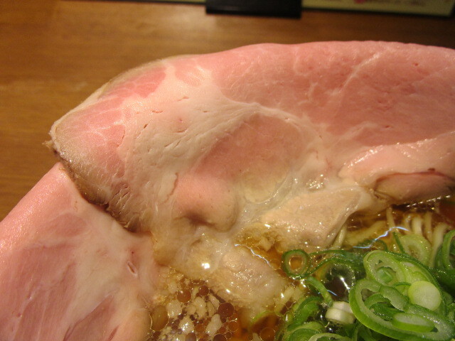 用户对于熟成醤油らーめん 十二分屋 城陽店的评论图