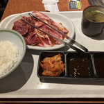 User's review image for 炭火焼肉HONMACHI