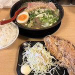 用户对于濃厚らーめん 驚麺屋的评论图