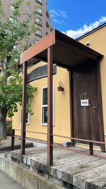 用户对于アンジュ的评论高清图