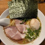 User's review image for 神楽坂家系ラーメン モンタナ