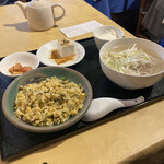 用戶對於咸亨酒店的評論圖