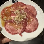 用户对于牛角 梅田阪急東通り店的评论图