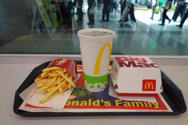 用户对于マクドナルド 芝浦シーバンス店的评论高清图