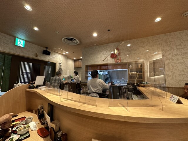 用户对于炭火手焼き鰻 堀忠 堺東店的评论高清图