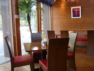 用户对于Bayside Place M's deli的评论图