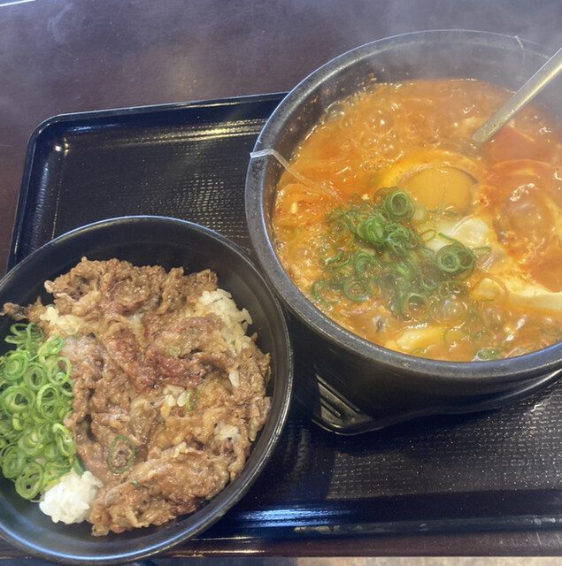 User's recommendation image for カルビ丼とスン豆腐専門店 韓丼 新堀川本店